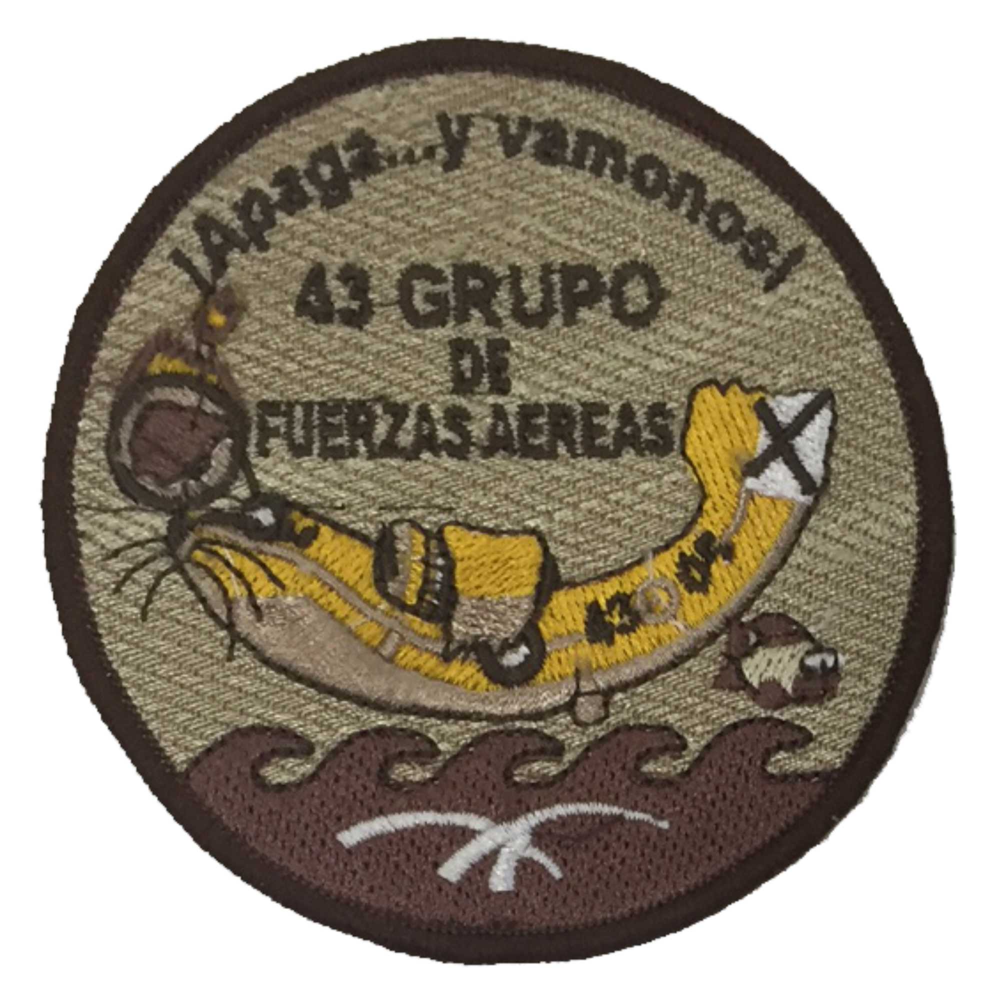 Escudo bordado Grupo 43 Canadair Apagafuegos árido desierto